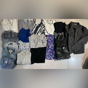 Womens clothes bundle size small